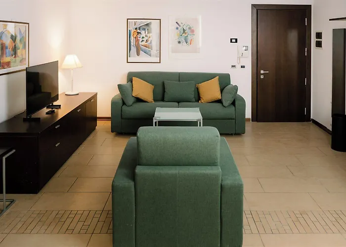 Carlton Apartahotel Ferrara