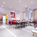 Apart Otel Carlton 4*