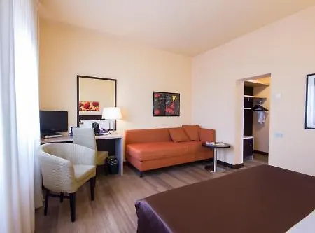 Apart Otel Carlton 3*