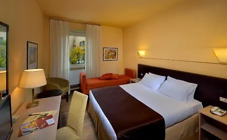 Carlton Aparthotel 4*