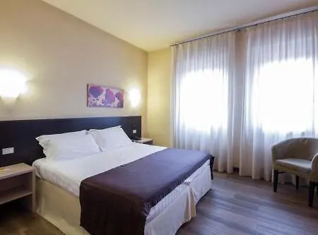 Apart Otel Carlton