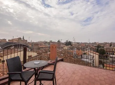 Carlton アパートホテル フェラーラ