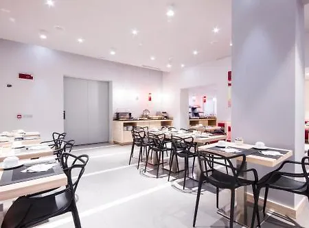 Carlton Apart Otel 3*