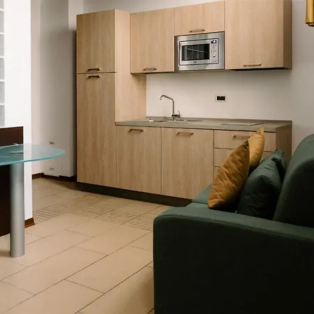 Carlton Apart Otel 3*