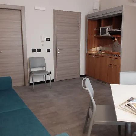 Carlton 아파트호텔