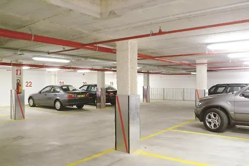 شقة فندقية Carlton 4*