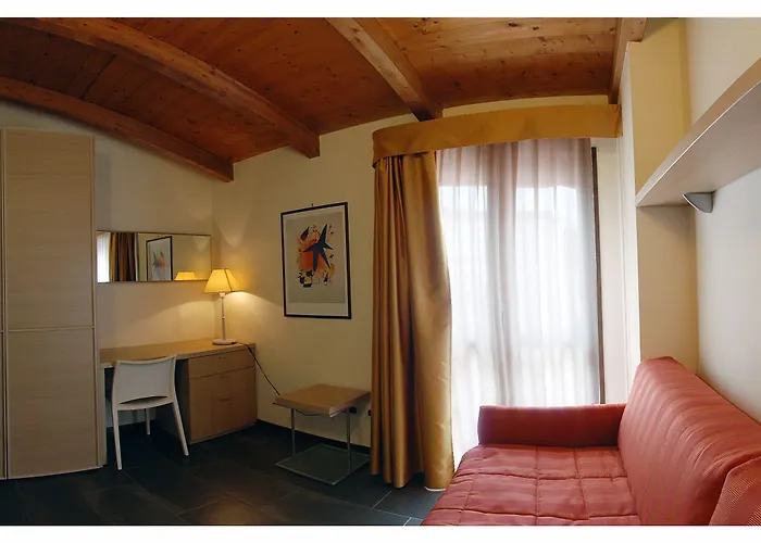 Apartahotel Carlton 4*