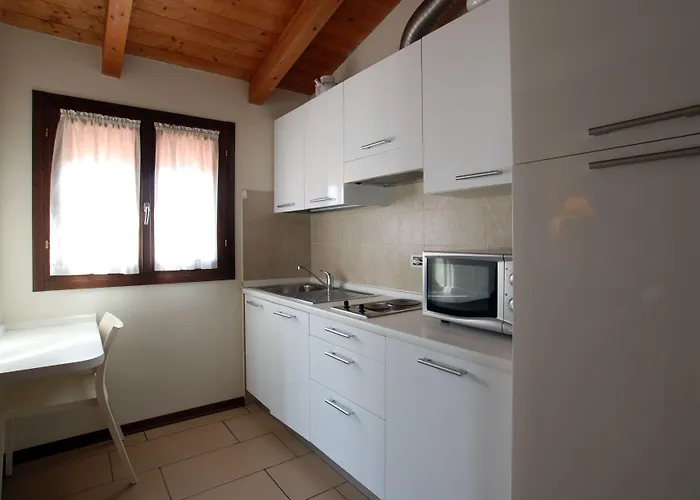 Aparthotel Carlton 4*