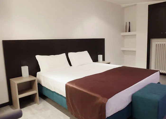 Carlton 4* فيرّارا